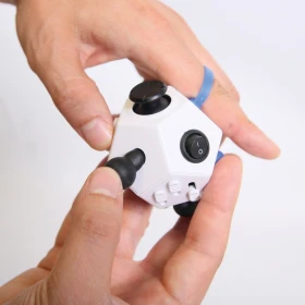 Fidget pentágono