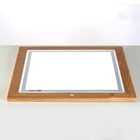 Consola de madera con mesa luminosa
