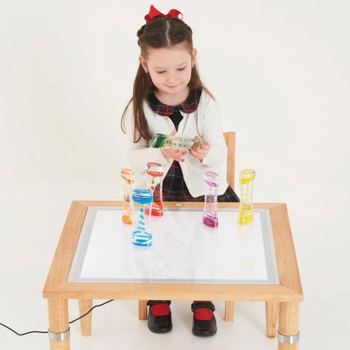 Consola de madera con mesa de luz
