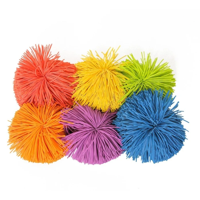 Lote de 6 pelotas pompón
