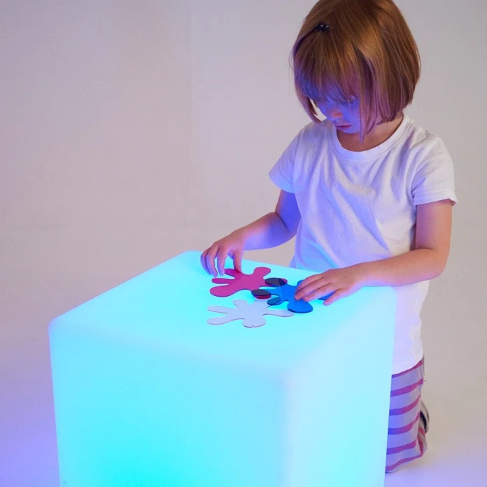 El cubo luminoso 