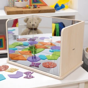 Espacio de exploración con espejo