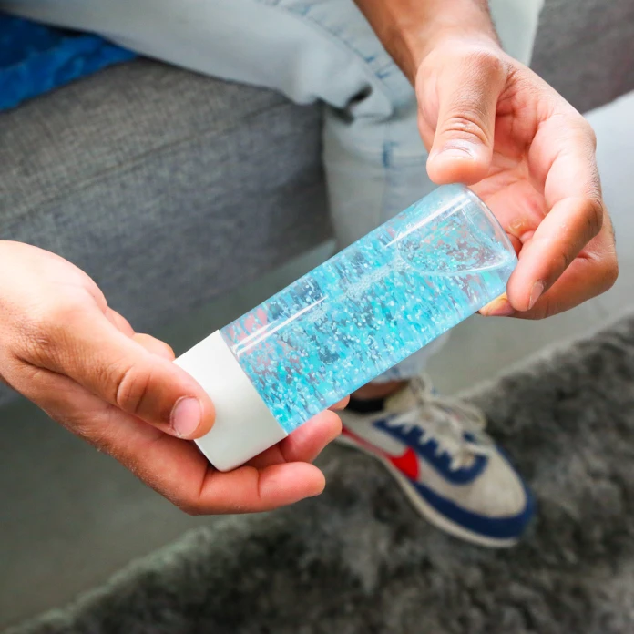 Botella sensorial delfín