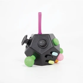 Fidget pentágono negro