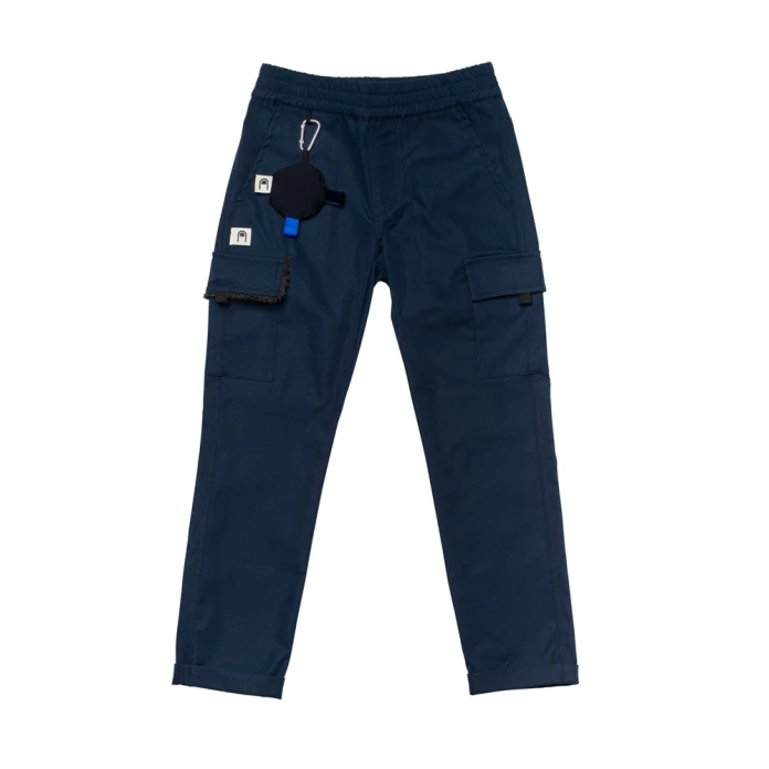 Pantalón con texturas - 8 estímulos