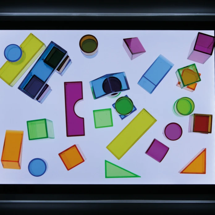 Cubos translúcidos multicolores por 50