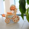 Silla de ruedas para muñeca inclusiva