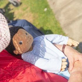 Muñeca de empatía - Antonio