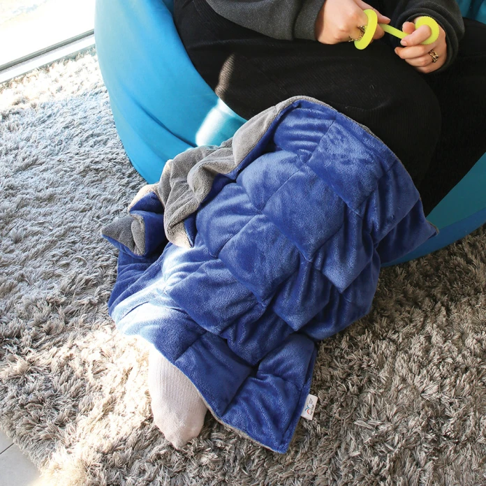 Manta lastrada 50 x 70 cm - 2 kg - azul/gris oscuro