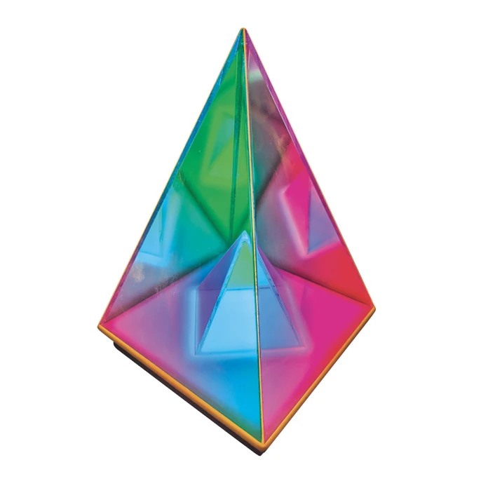 Lámpara prismática 3D – Pirámide