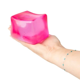 Cubo de azúcar gigante