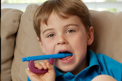¿Cómo gestionar un reflejo de mordida durante el cepillado de dientes?