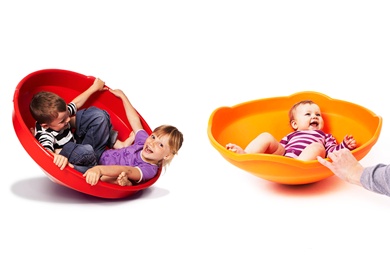 Peonza gigante, peonza pequeña y estimulación vestibular pasiva